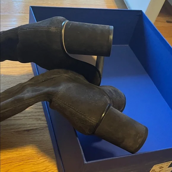 Stuart Weitzman Eloise Asphalt Suede Heeled Boots - Picture 12 of 15